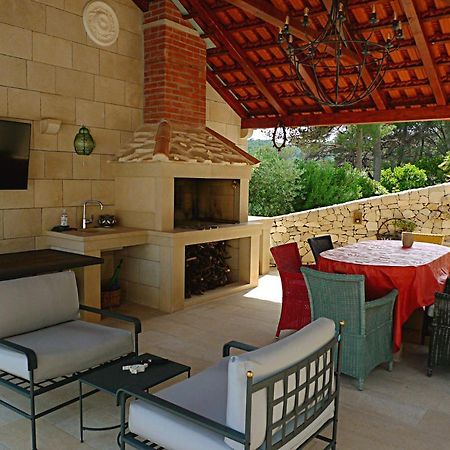 Villa Ursa Minor Sumartin Exterior foto