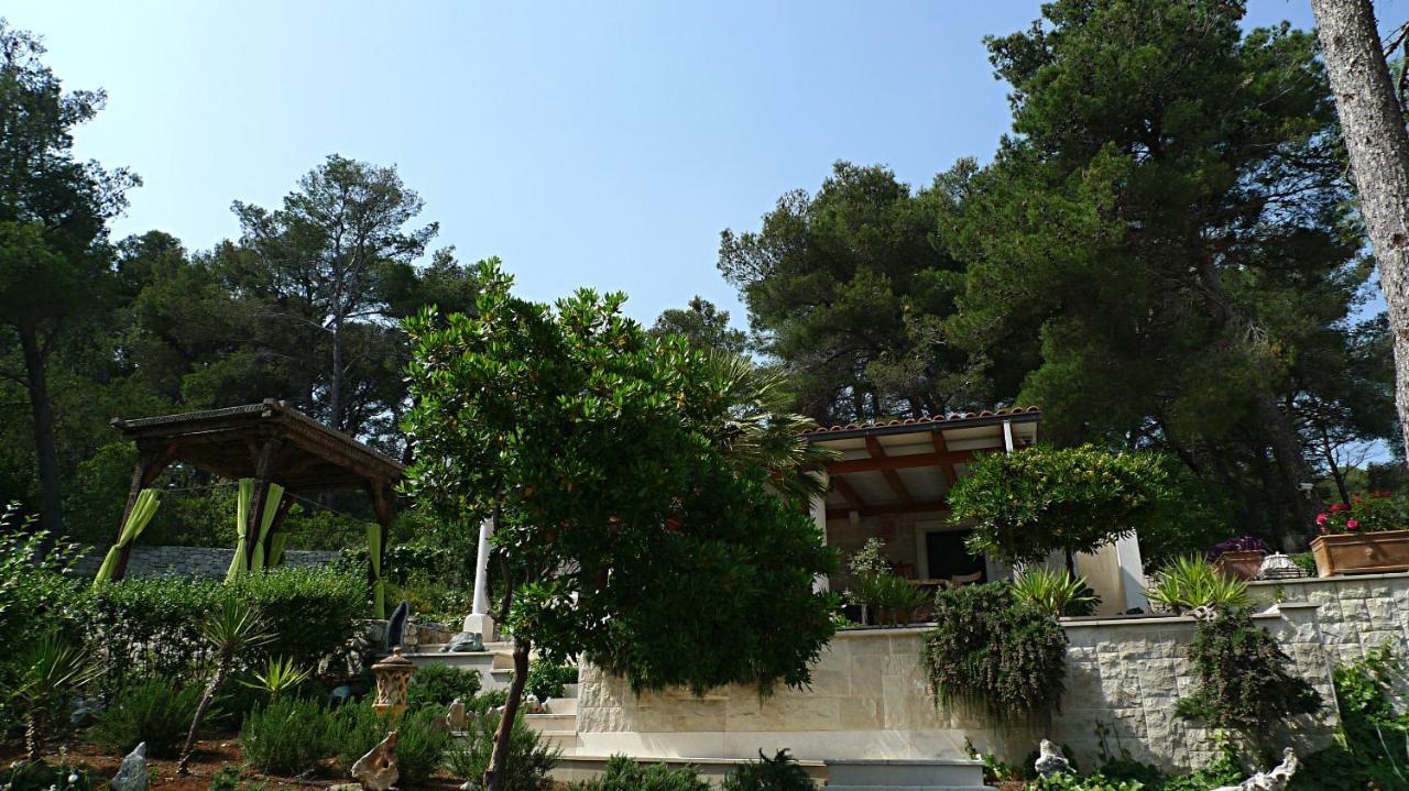 Villa Ursa Minor Sumartin Exterior foto